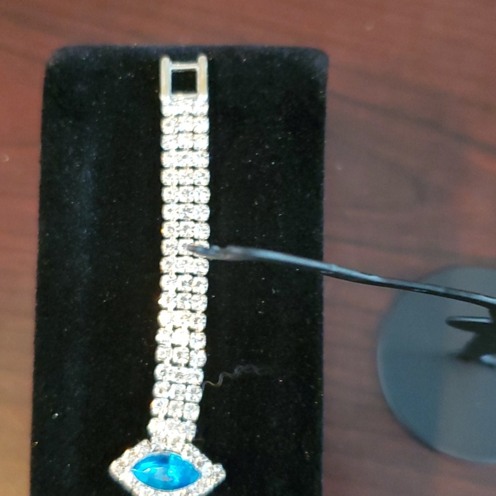 Bracelet - Picture 4 of 4